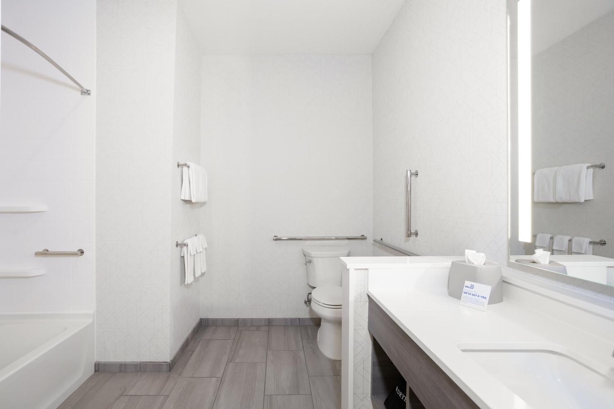 Holiday Inn Express & Suites Augusta W - Grovetown By Ihg Eksteriør billede
